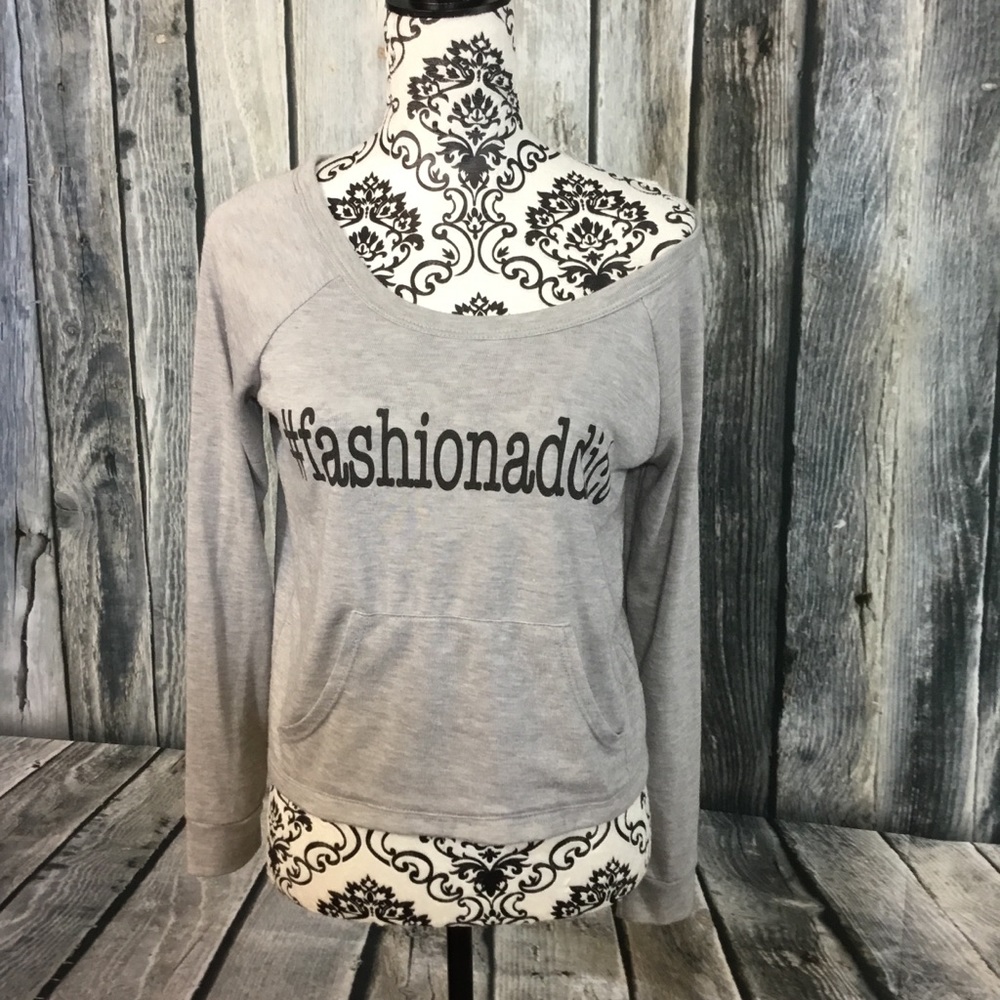 Love long sleeve top sz s/m